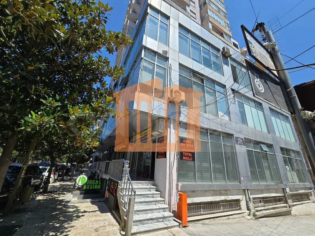 Pasuri të palujtshme komerciale 63 m² 2 kati