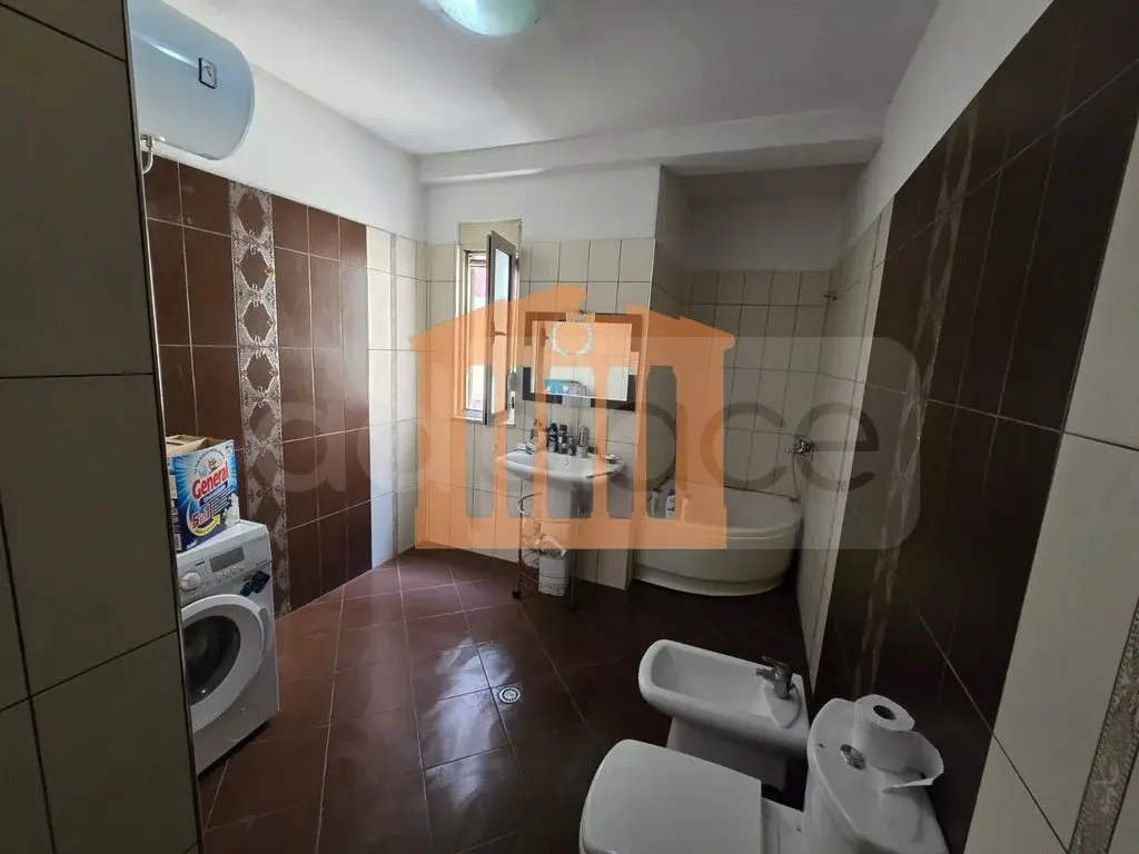 Apartament 1+2 dhoma 106 m² 3 kati