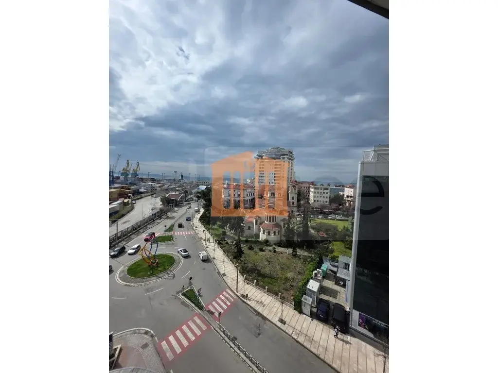Apartament 1+2 dhoma 109 m² 5 kati