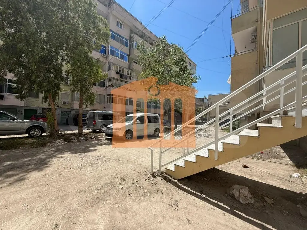 Garazh 16 m² 1 kati