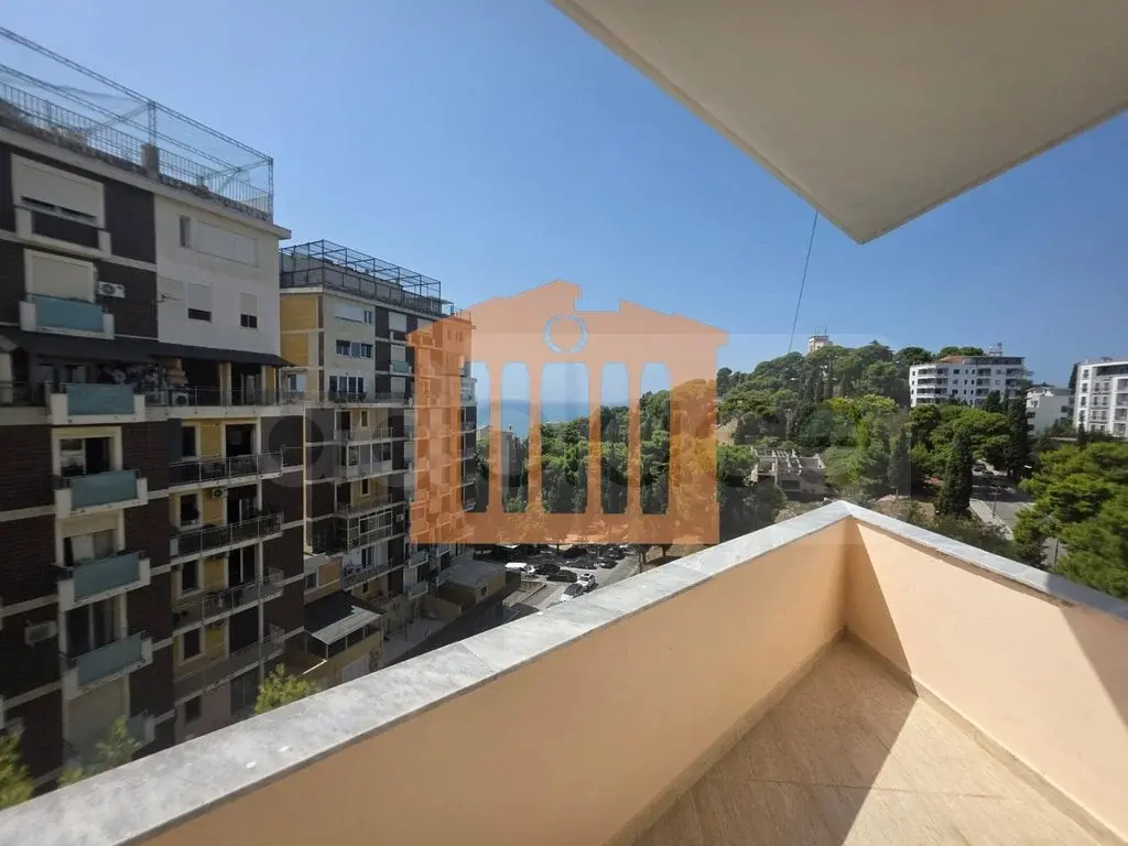 Apartament 1+2 dhoma 97 m² 6 kati