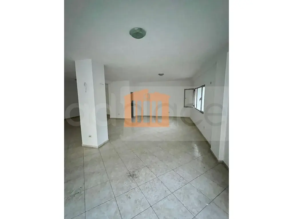 Pasuri të palujtshme komerciale 103 m² 1 kati