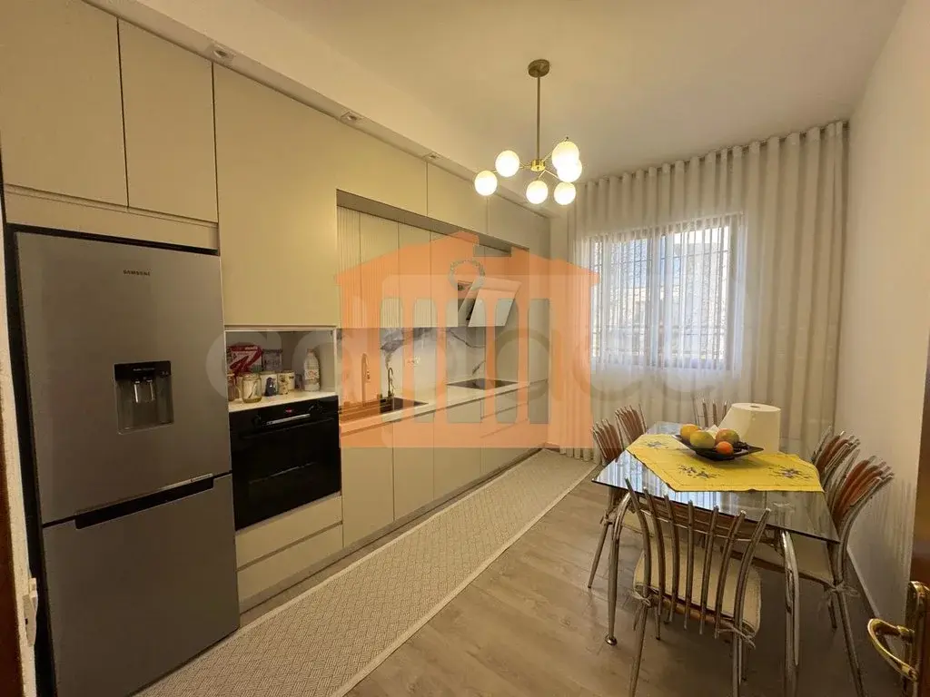 Vilë 130 m²