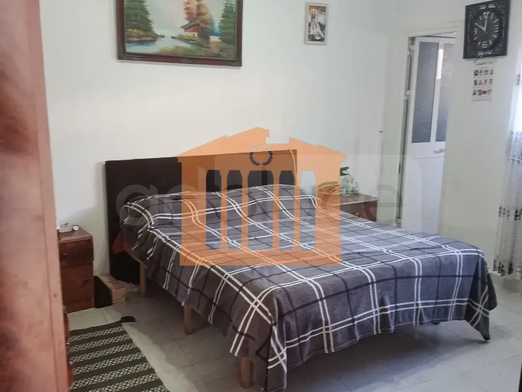 Vilë 100 m²