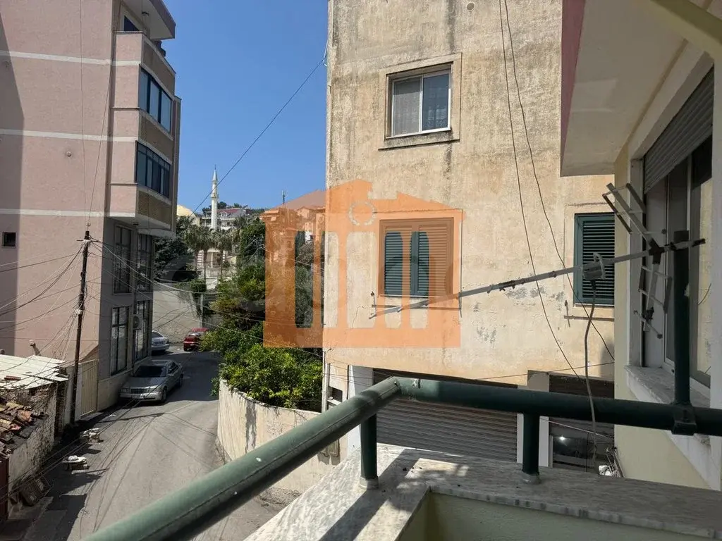 Pasuri të patundshme komerciale 72 m² 1 kati