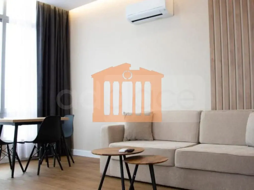 Pasuri të palujtshme komerciale 487 m² 6 kati
