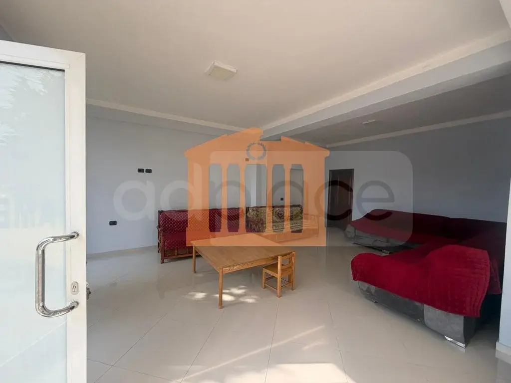 Pasuri të patundshme komerciale 65 m² 1 kati