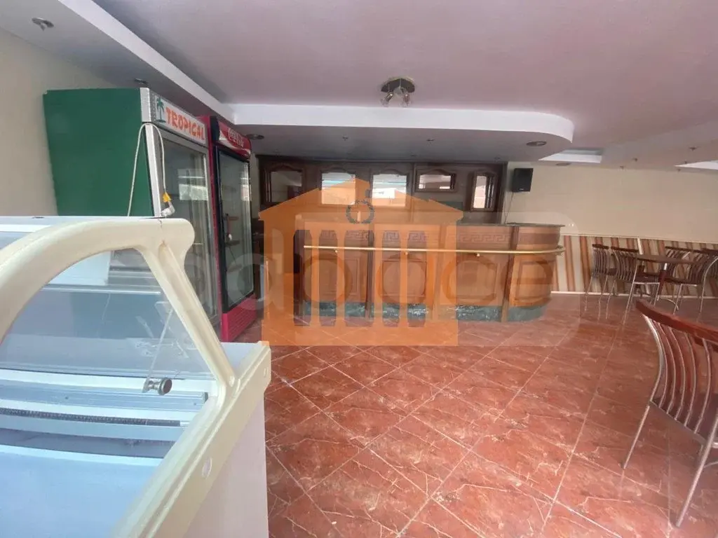 Pasuri të palujtshme komerciale 84 m² 1 kati