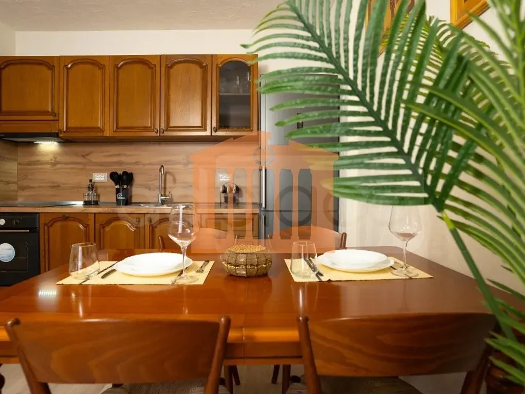 Apartament 1+2 dhoma 70 m² 2 kati
