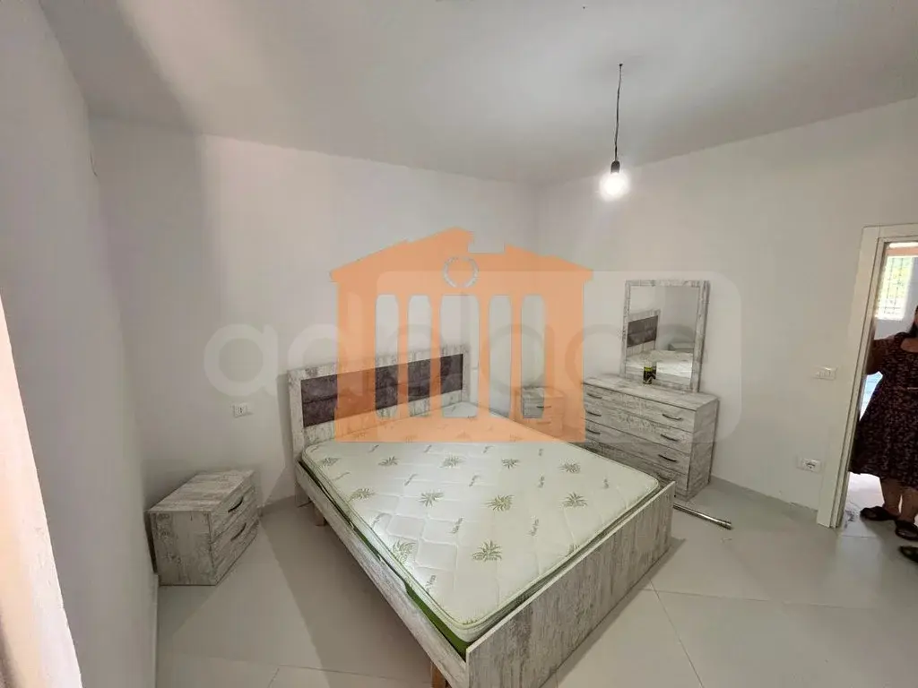 Apartament 1+2 dhoma 105 m² 1 kati