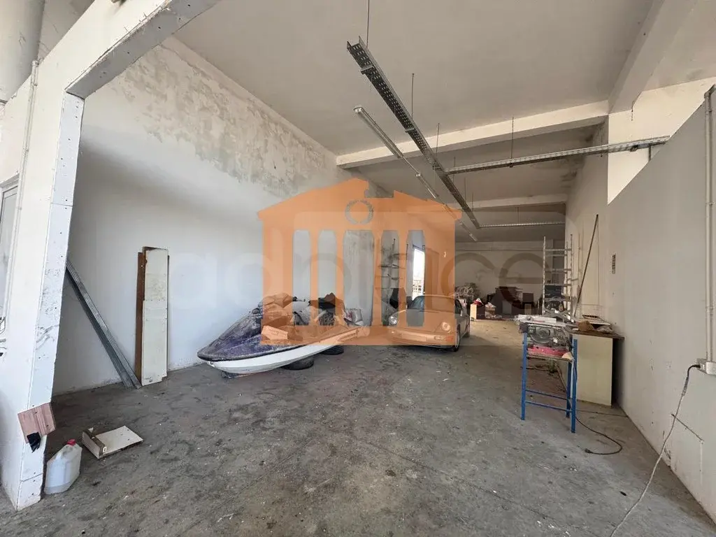 Pasuri të patundshme komerciale 350 m²