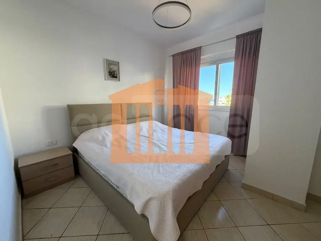 Apartament 1+1 dhoma 4 kati
