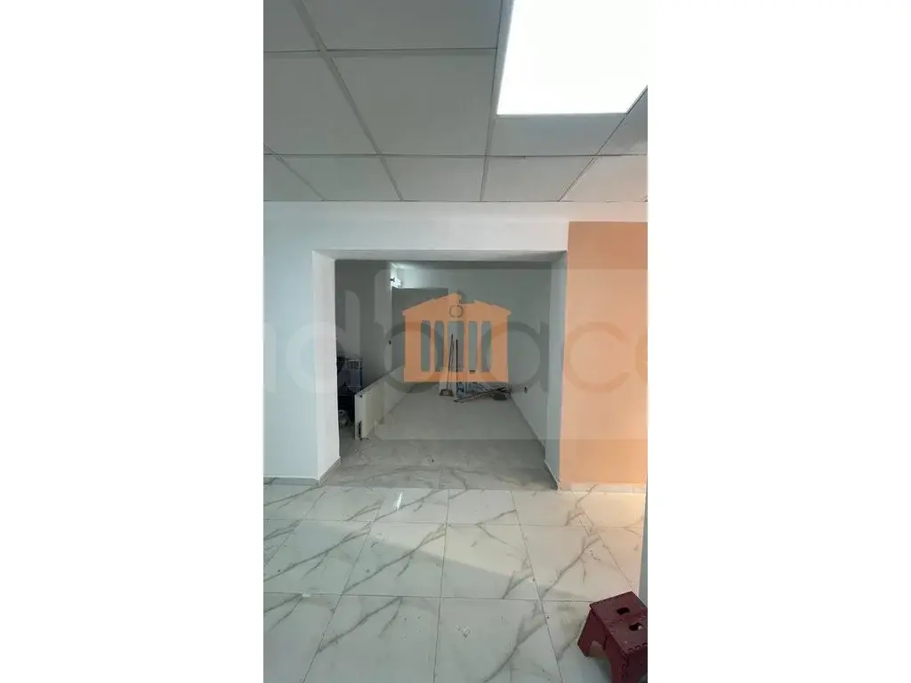 Pasuri të patundshme komerciale 70 m² 1 kati