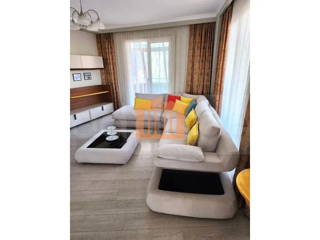 Apartament 1+2 dhoma 140 m² 2 kati
