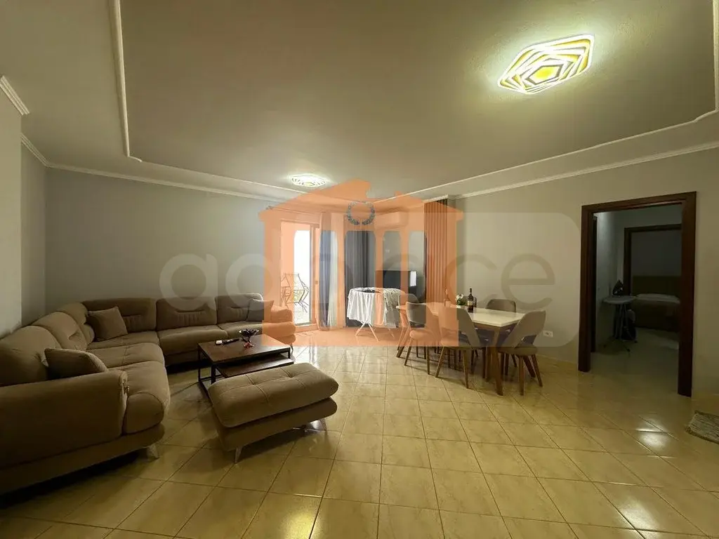Apartament 1+2 dhoma 93 m² 4 kati