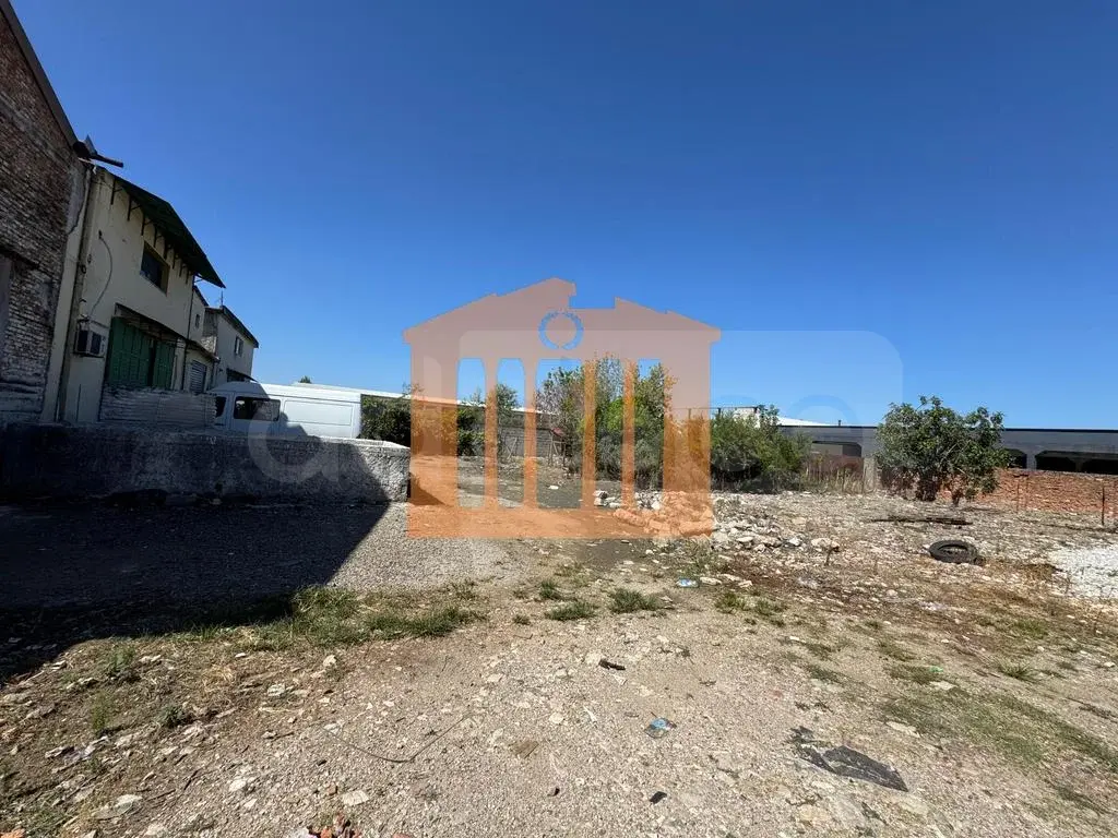 Pasuri të palujtshme komerciale 306 m²