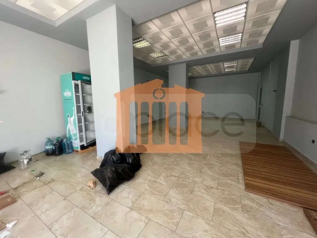 Pasuri të patundshme komerciale 96 m² 1 kati