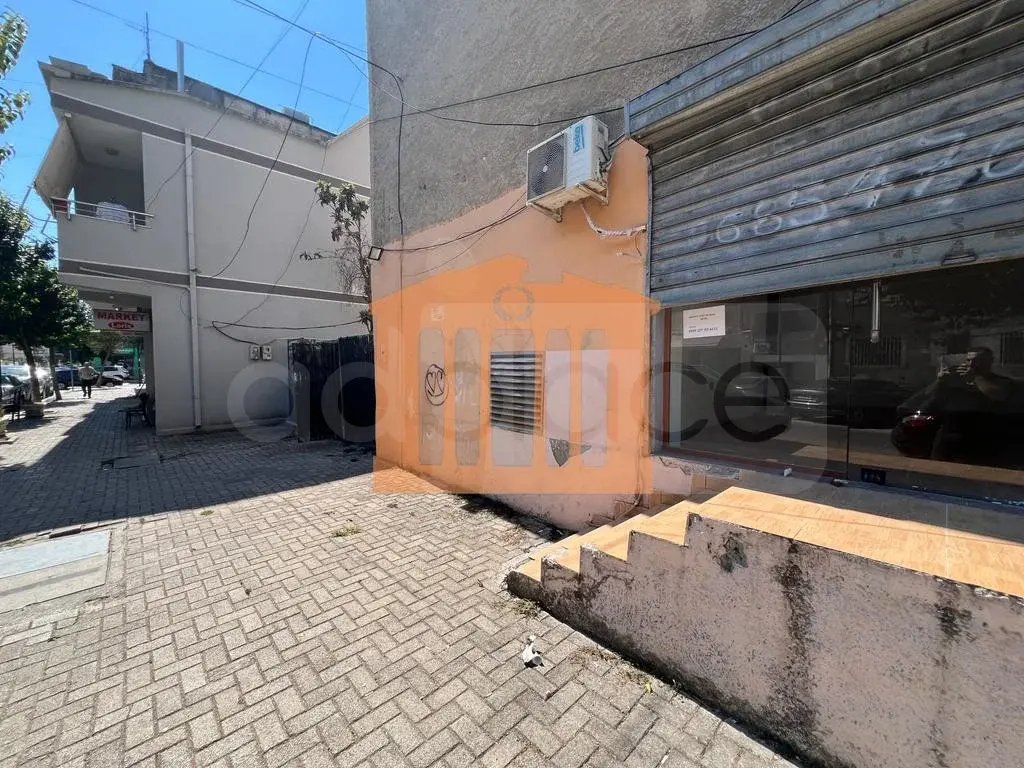 Pasuri të patundshme komerciale 100 m²