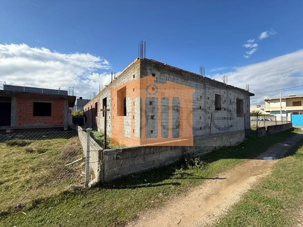 Vilë 291 m² 1 kati