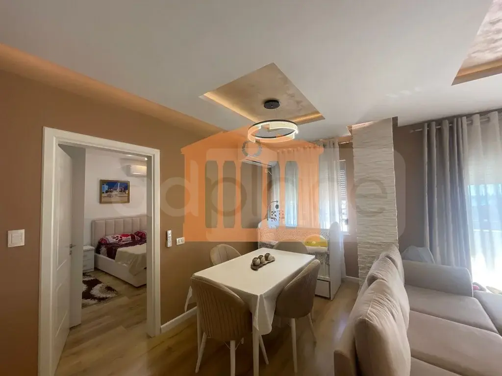 Apartament 1+2 dhoma 100 m² 6 kati