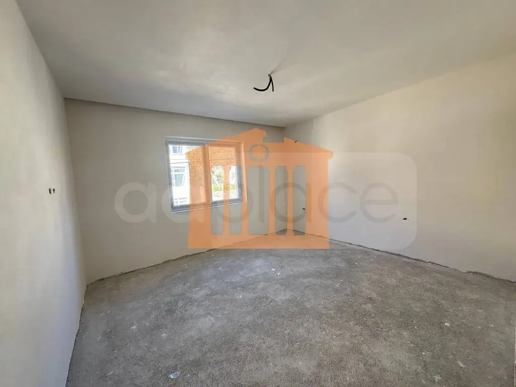 Apartament 1+3 dhoma 114 m² 2 kati