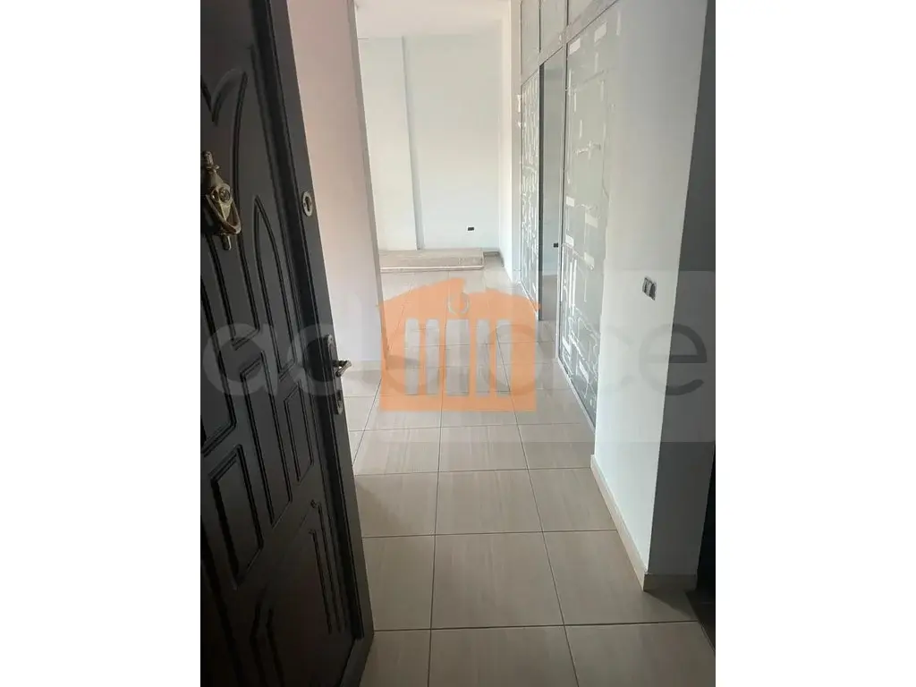 Pasuri të patundshme komerciale 175 m² 3 kati