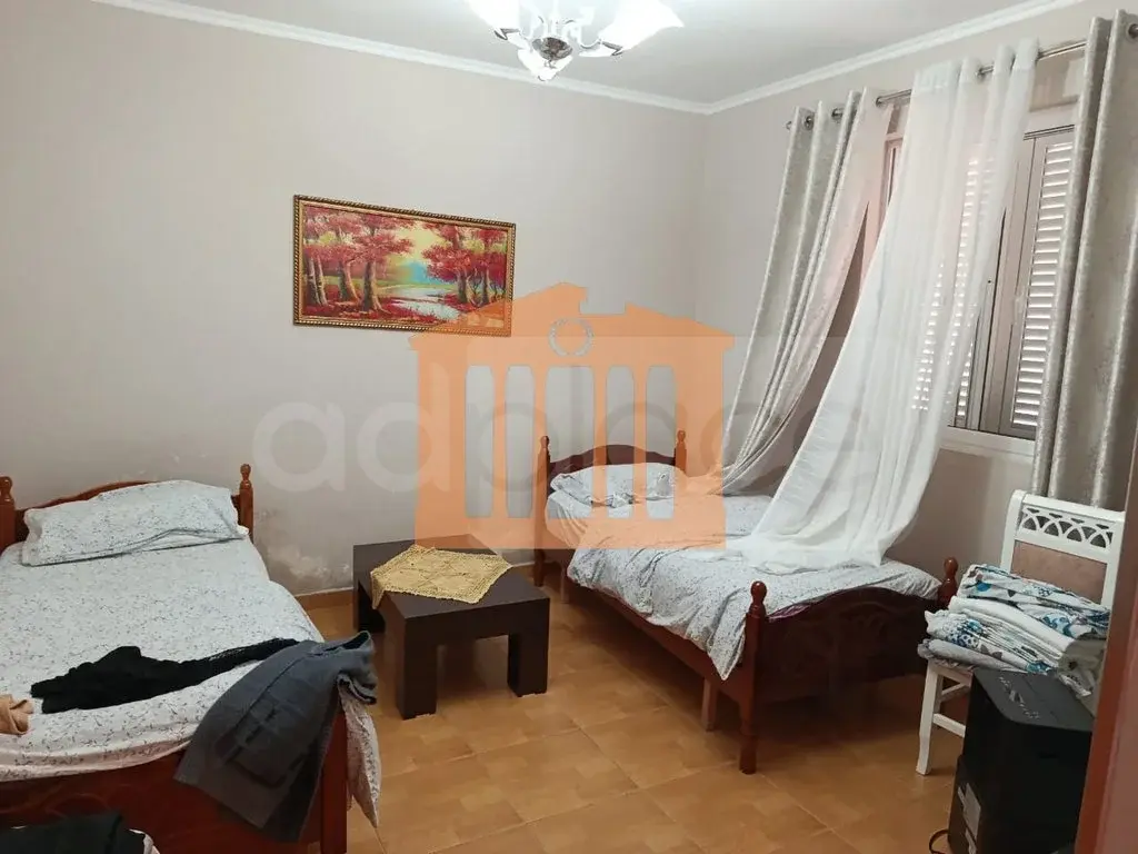 Vilë 194 m² 2 kati