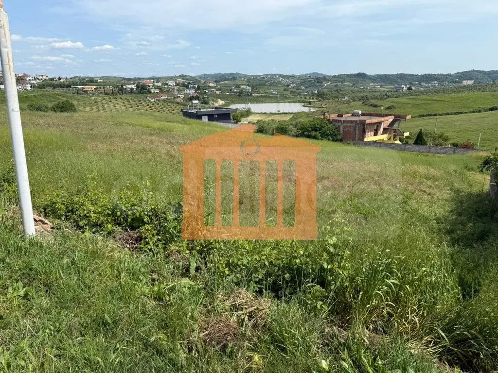 Parcela toke 1000 m²