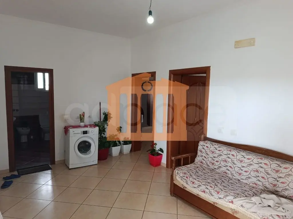 Vilë 236 m² 2 kati