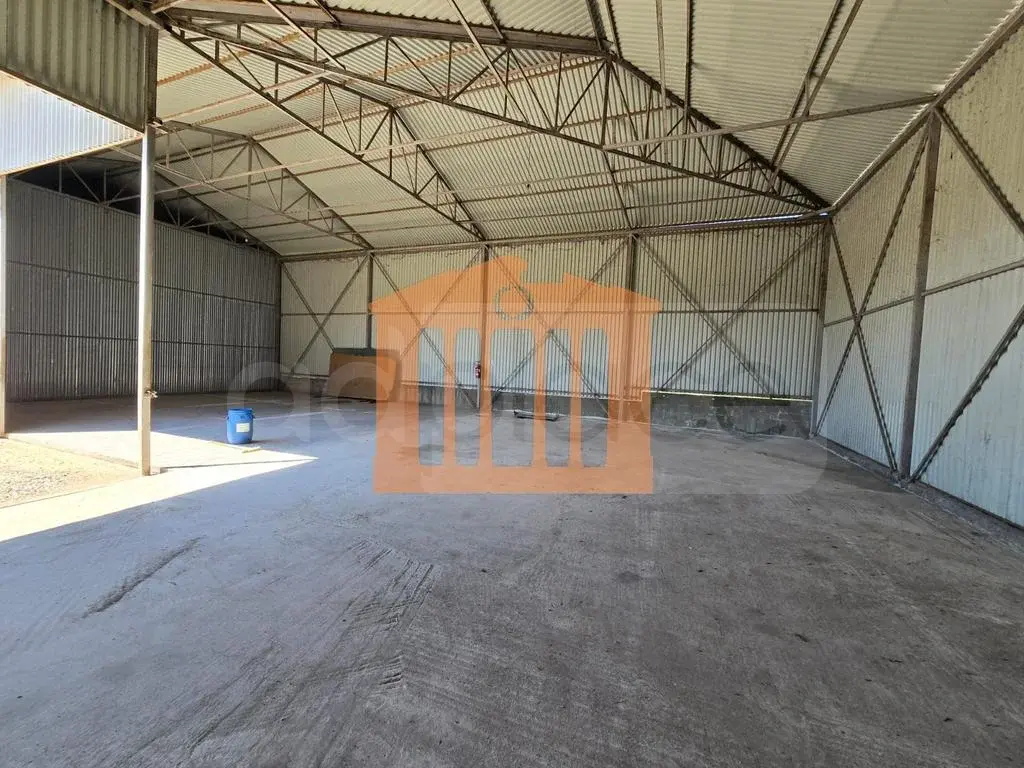 Pasuri të patundshme komerciale 300 m²
