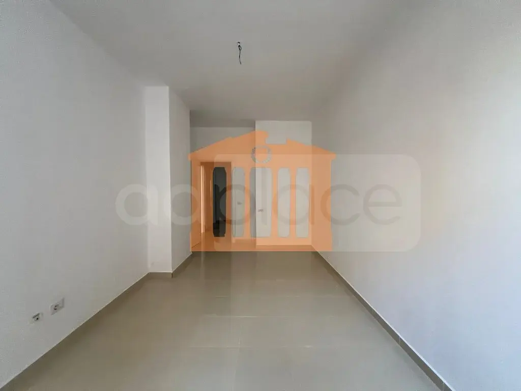Apartament 1+2 dhoma 130 m² 1 kati
