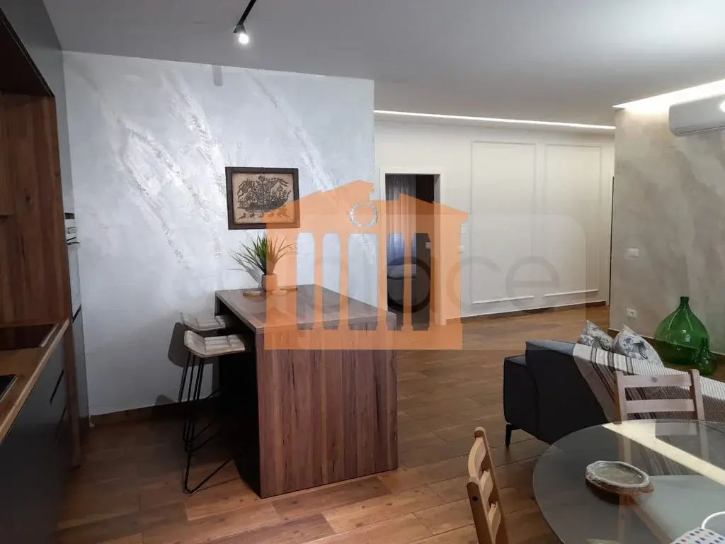 Apartament 1+2 dhoma 97 m² 1 kati