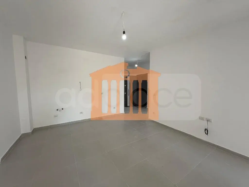 Apartament 1+2 dhoma 78 m² 4 kati