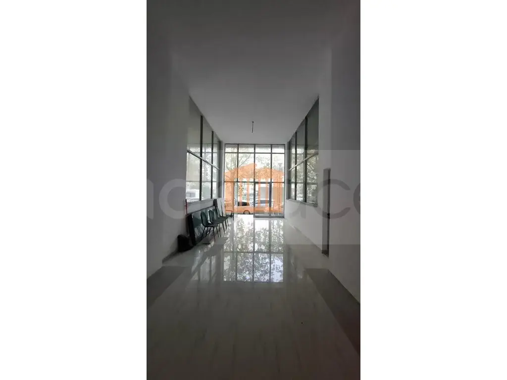 Pasuri të patundshme komerciale 400 m² 2 kati