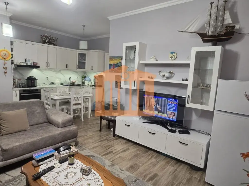 Apartament 1+1 dhoma 3 kati
