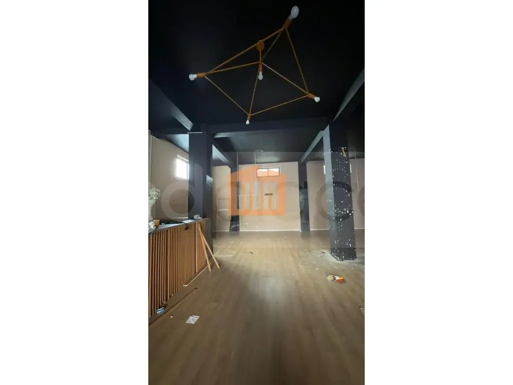Pasuri të patundshme komerciale 150 m²