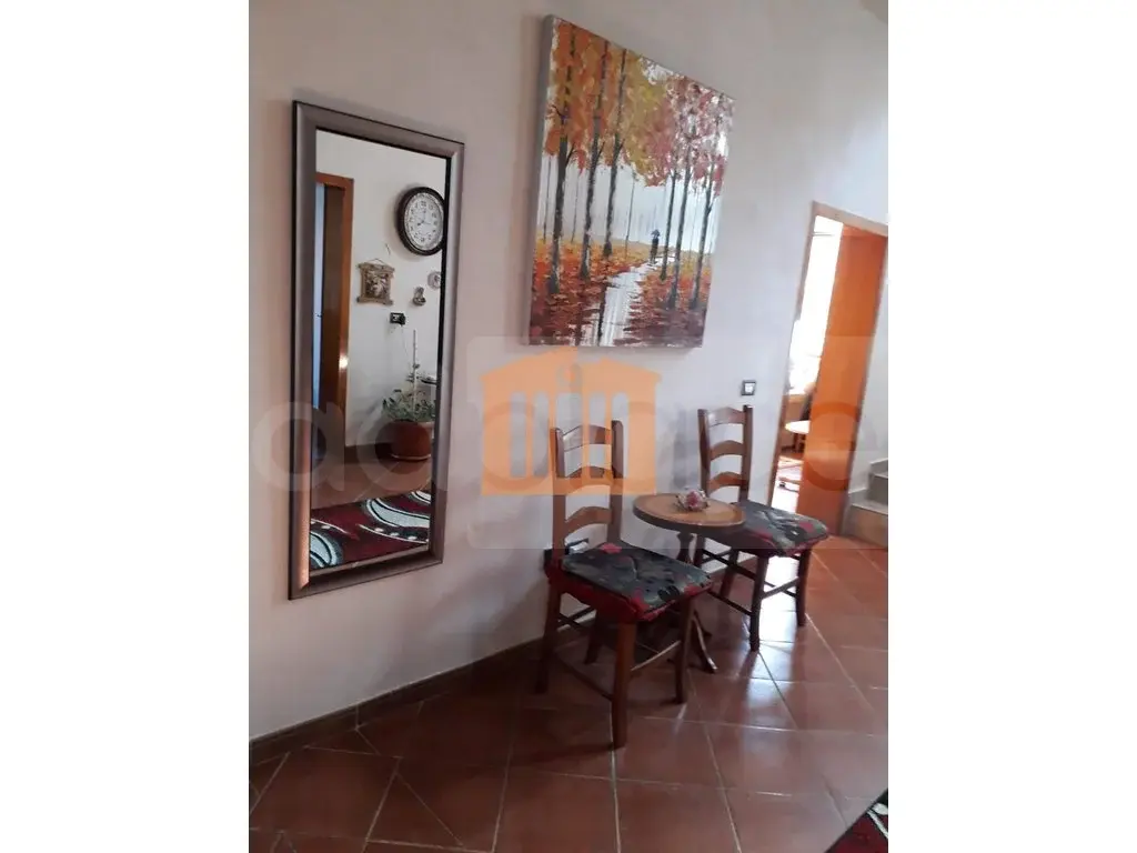 Vilë 232 m² 2 kati