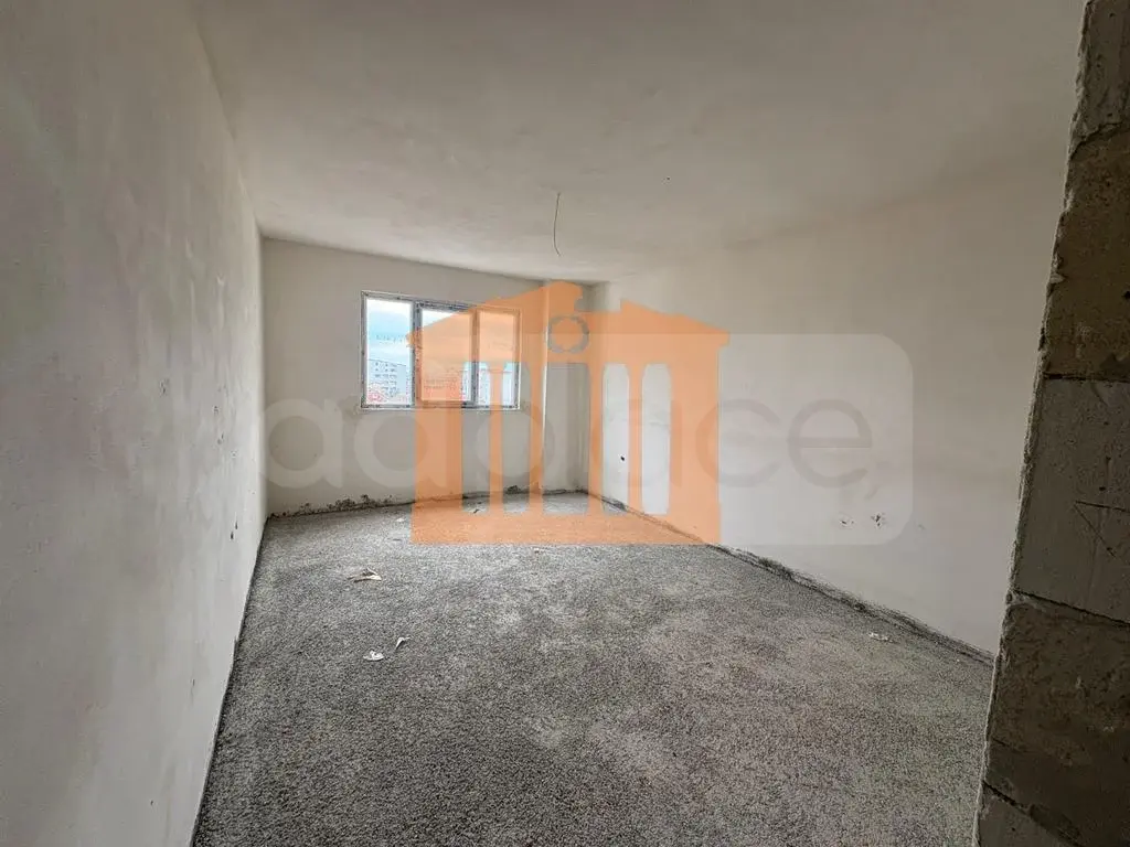 Apartament 1+3 dhoma 107 m² 5 kati