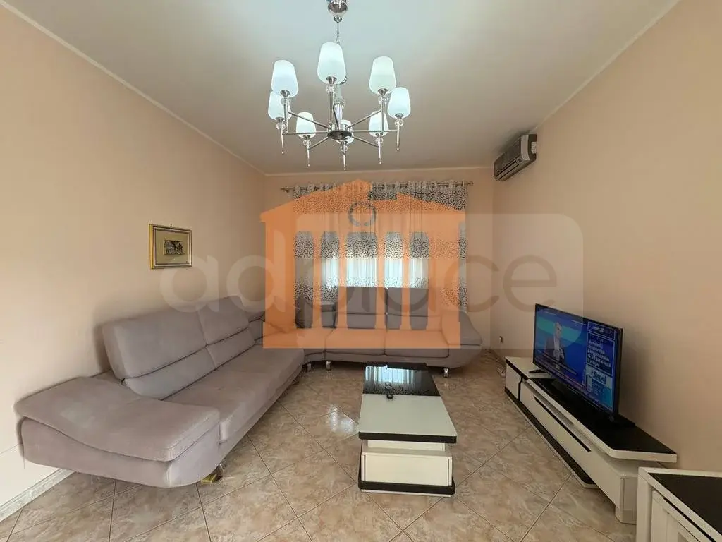 Apartament 1+3 dhoma 125 m² 2 kati