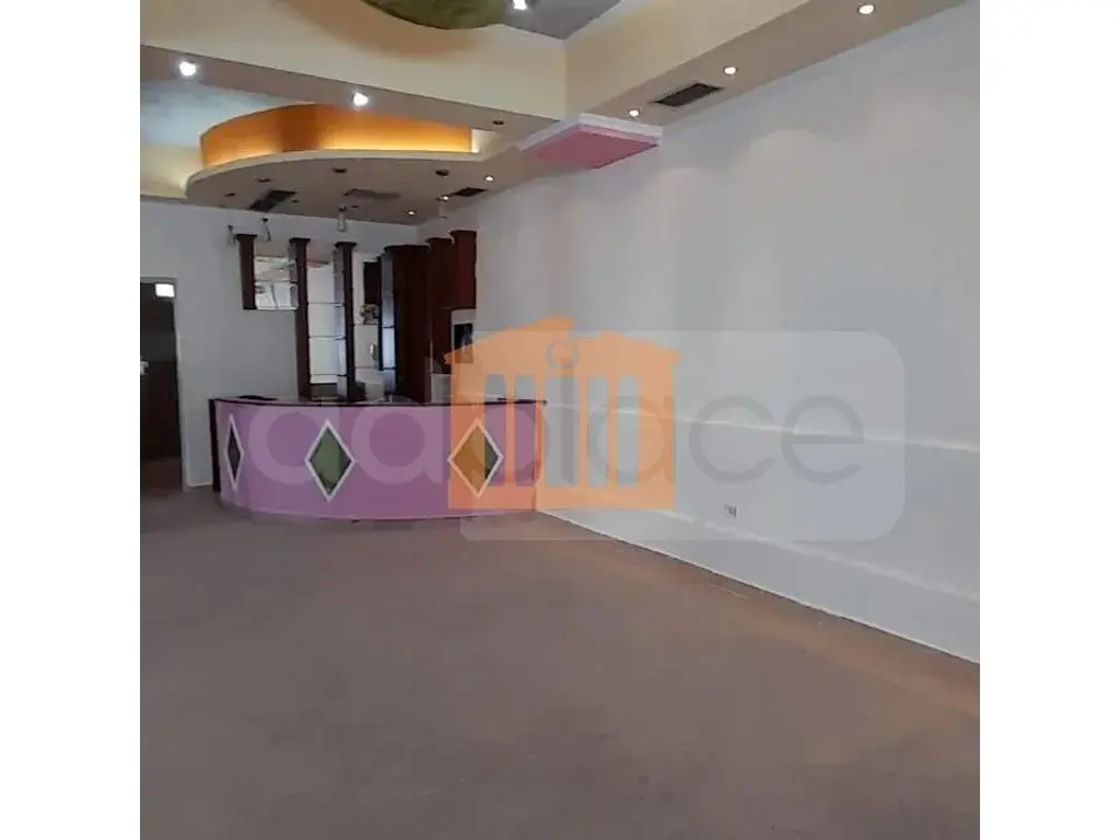 Vilë 400 m² 2 kati