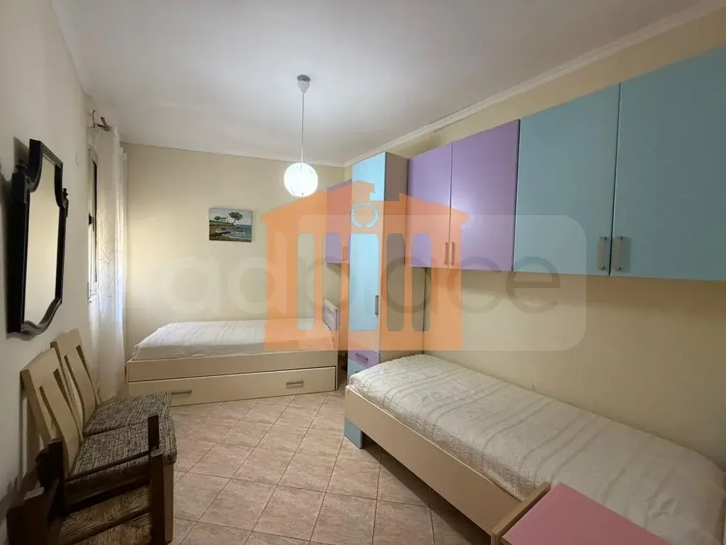 Apartament 1+2 dhoma 70 m² 2 kati