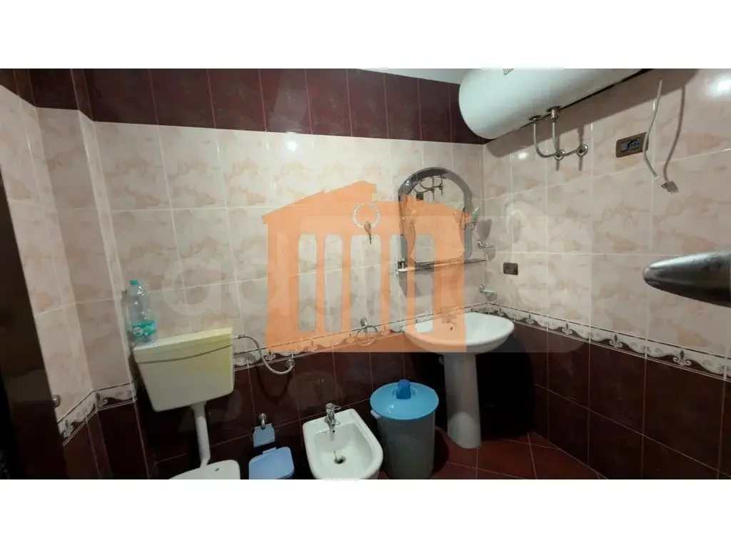 Apartament 1+3 dhoma 124 m² 5 kati