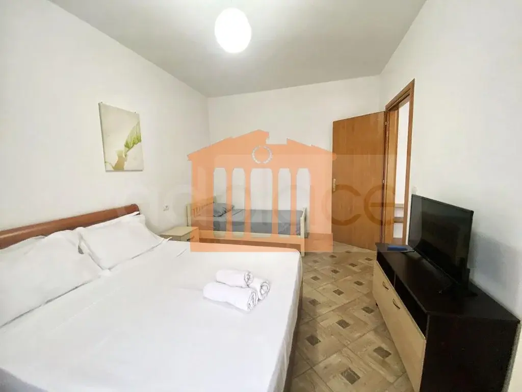 Pasuri të patundshme komerciale 1050 m² 8 kati