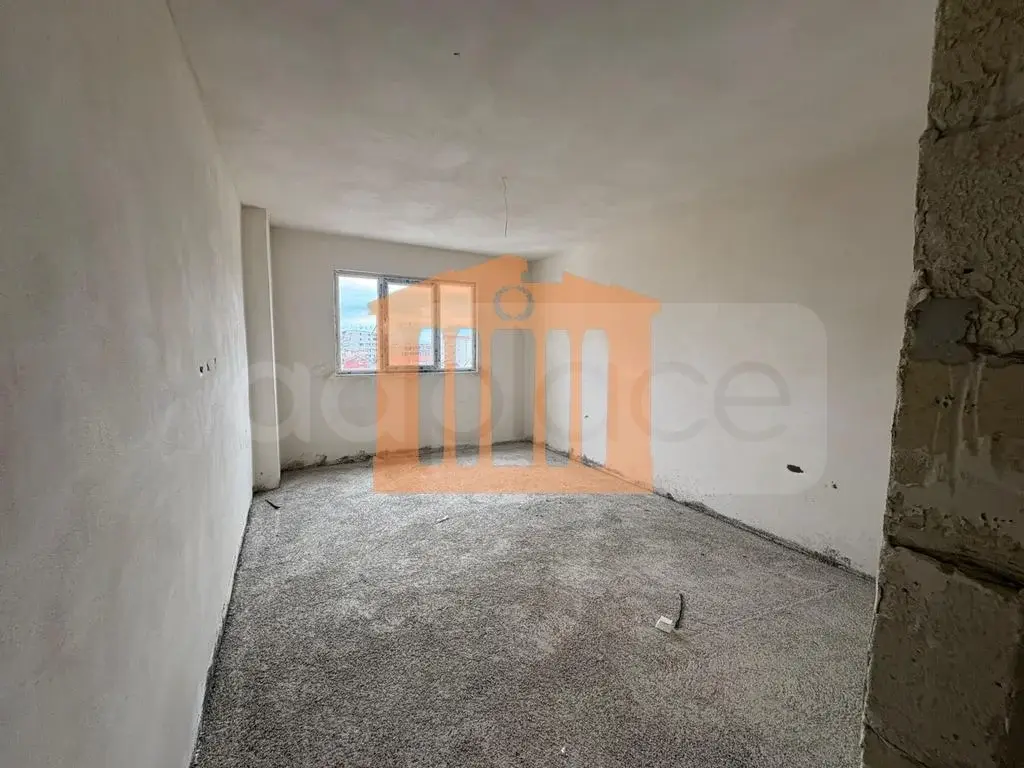 Apartament 1+3 dhoma 107 m² 5 kati