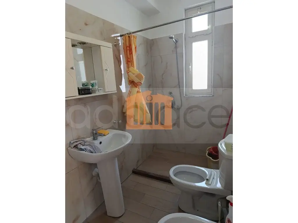 Apartament 1+2 dhoma 80 m² 2 kati
