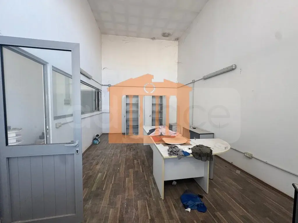 Pasuri të patundshme komerciale 350 m²