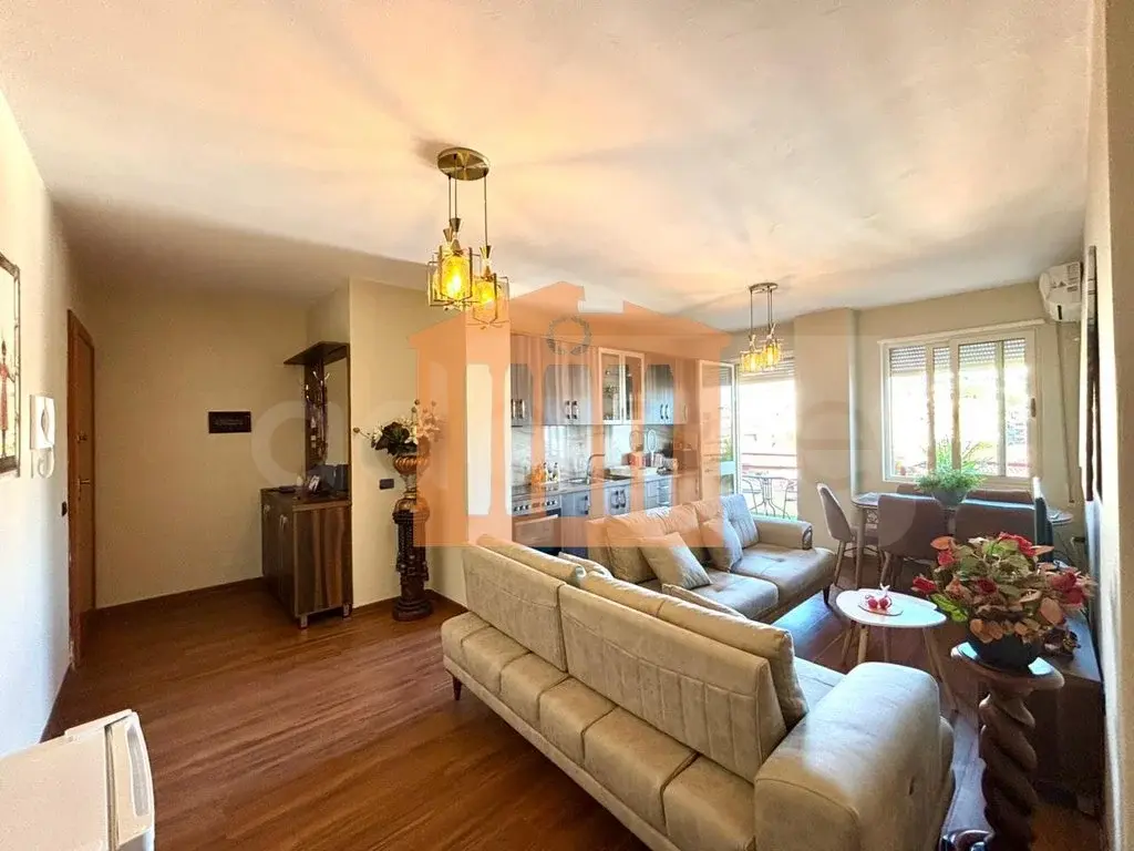 Apartament 1+1 dhoma 67 m² 4 kati