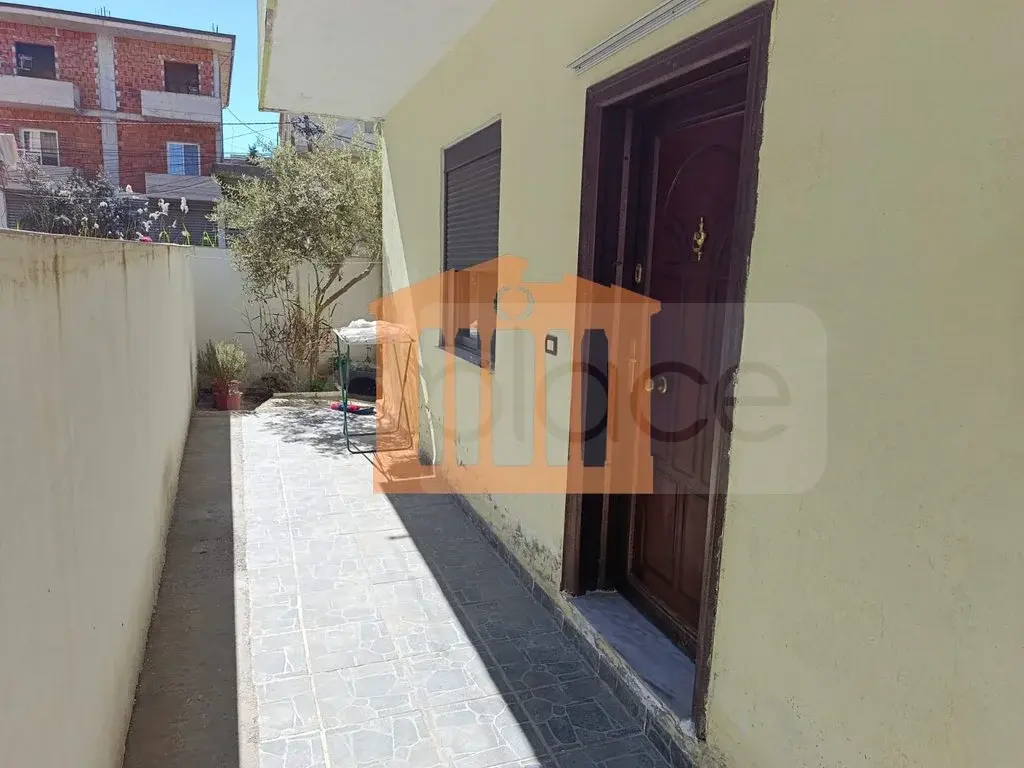 Vilë 186 m² 1, 2 kati