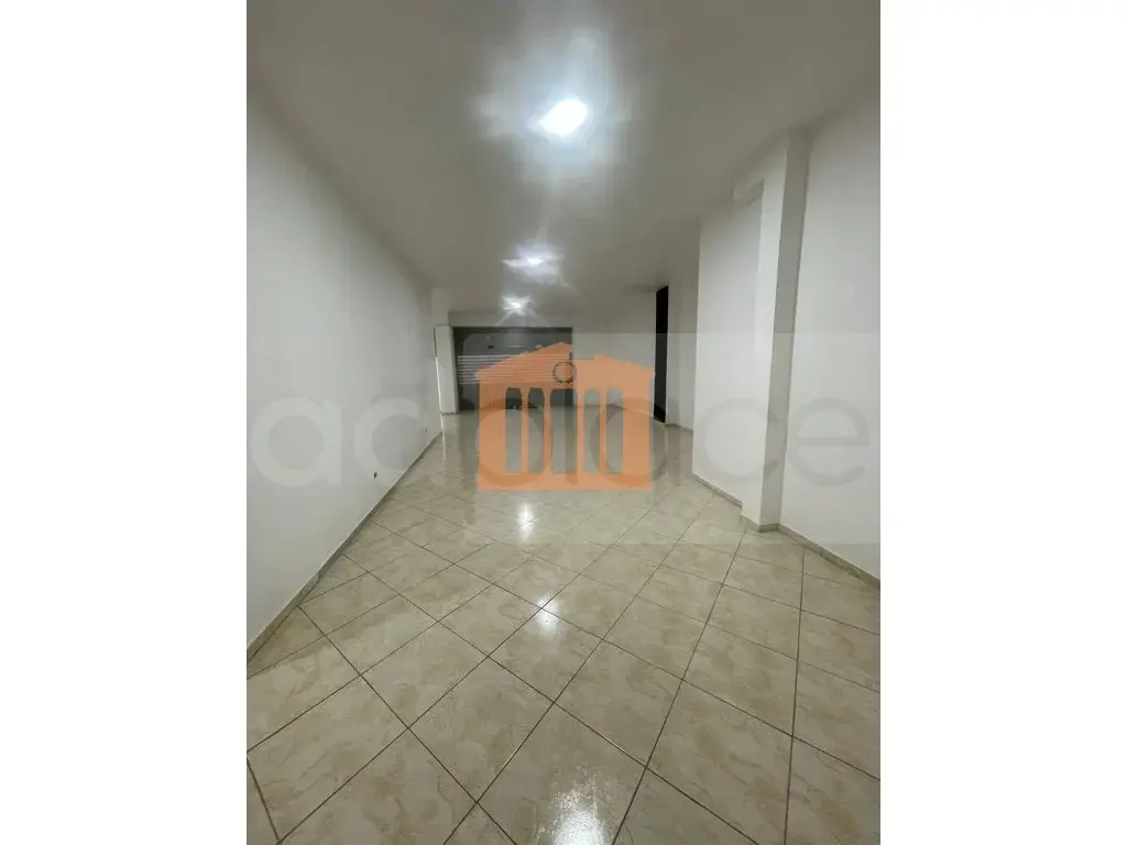 Pasuri të patundshme komerciale 160 m² 1 kati