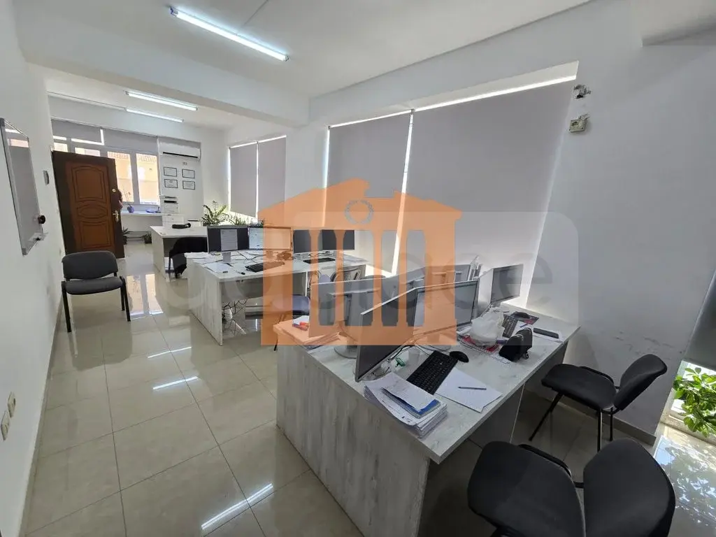Pasuri të palujtshme komerciale 63 m² 2 kati